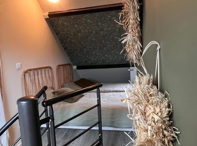 Le French Loft Plein De Charme Au Coeur De Pouvant Accueillir 8 Personnes Caen