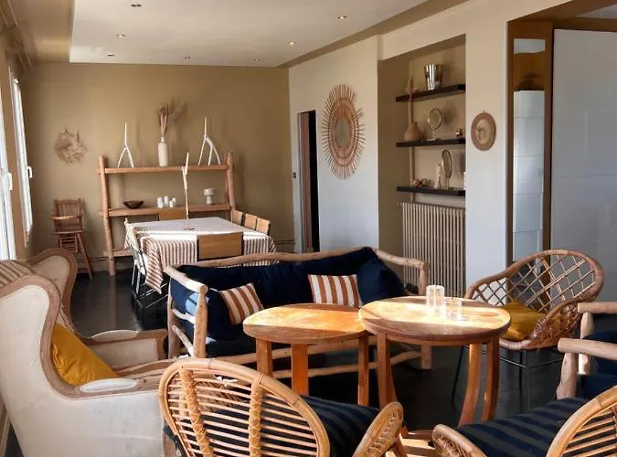 Appartement Le French Loft Plein De Charme Au Coeur De Pouvant Accueillir 8 Personnes Caen